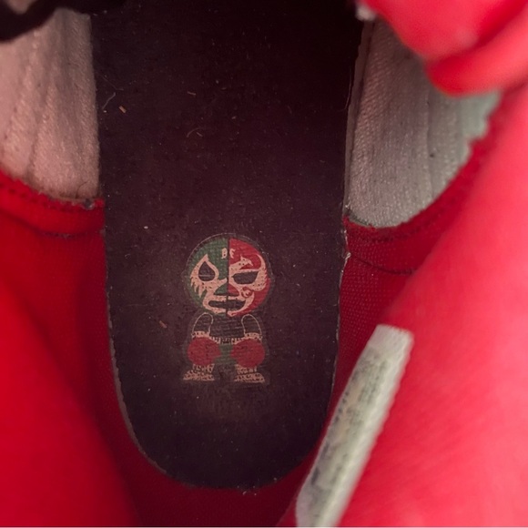 Nike Dunk High Lucha Libre Size 10 - Picture 9 of 10